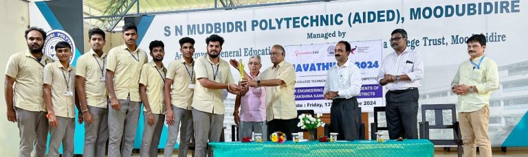 SDM Polytechnic Students Triumph at Navathvam-2024 with Multipurpose Agri Trolley